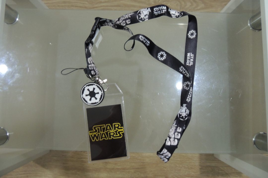 Porta carnet StormTrooper Star Wars Color Negro Con Diseños de los Storm Trooper