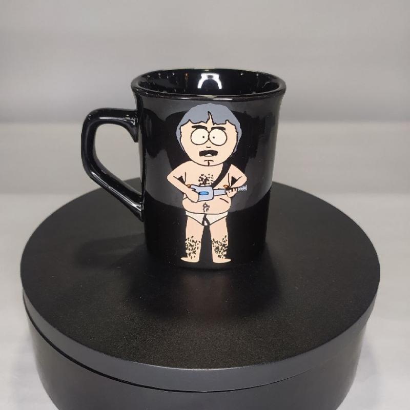 Mug Tallado en Ceramica Randy en Calzoncillos TooGeek South Park Animados